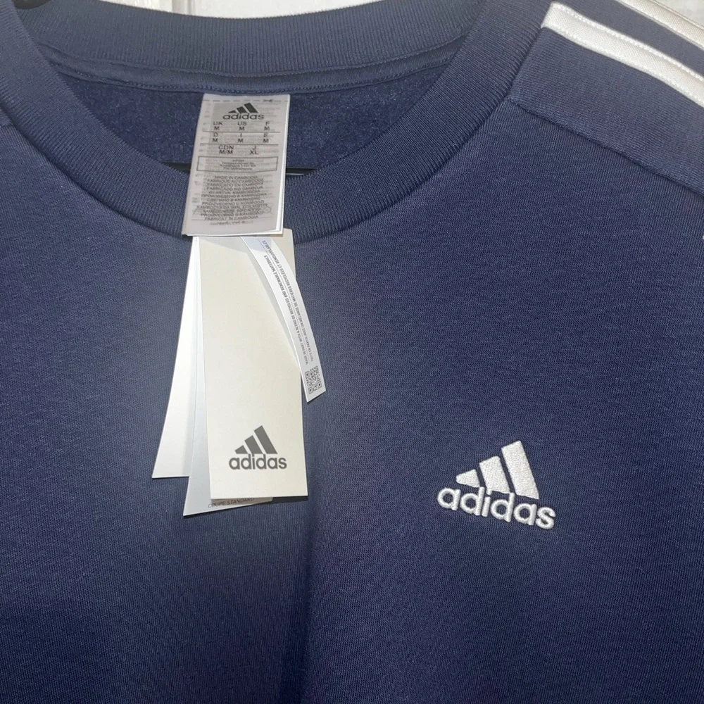 New brand adidas crew neck sweater - Picture 2 of 4